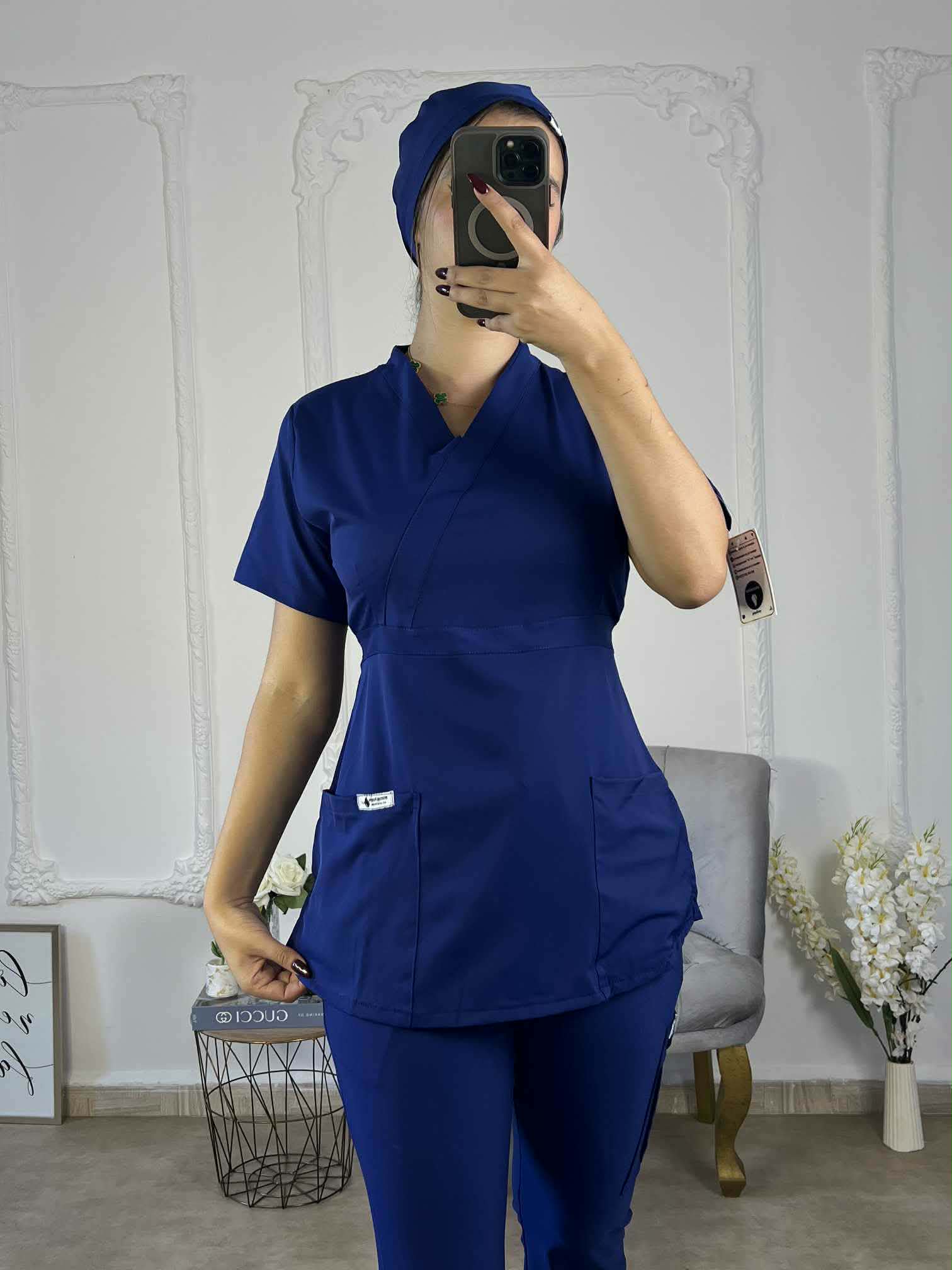 Tenue medecine a la mode